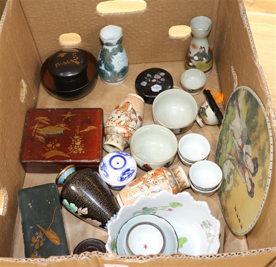 A quantity of Oriental mixed ceramics